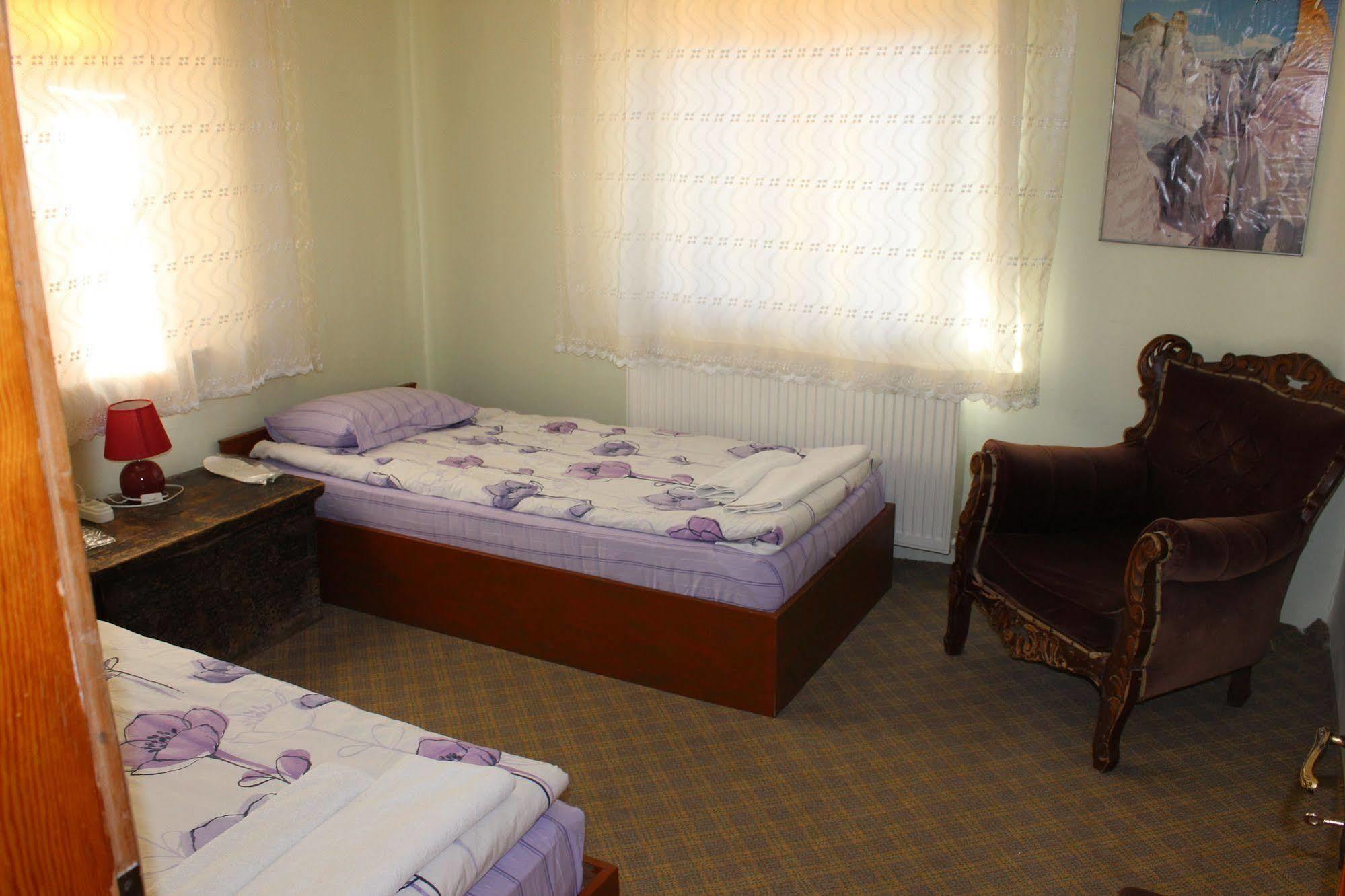 Valleypark Hotel เนฟซิเฮียร์ ภายนอก รูปภาพ